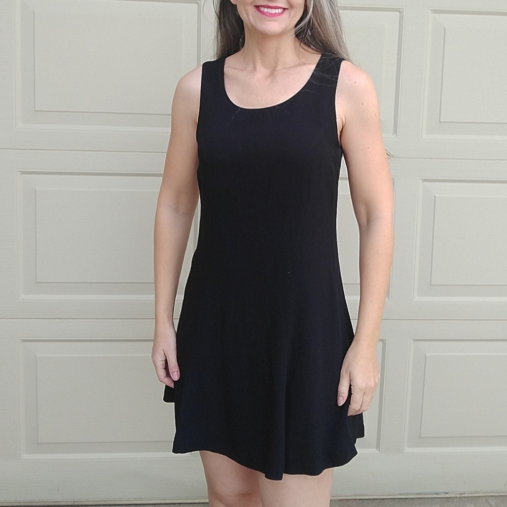 KATHERINE HAMNETT little black dress fit and flare
